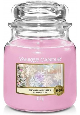 АРОМАТИЧЕСКАЯ СВЕЧА YANKEE CANDLE Snowflake Kisses / Снежные поцелуй 411 гр.